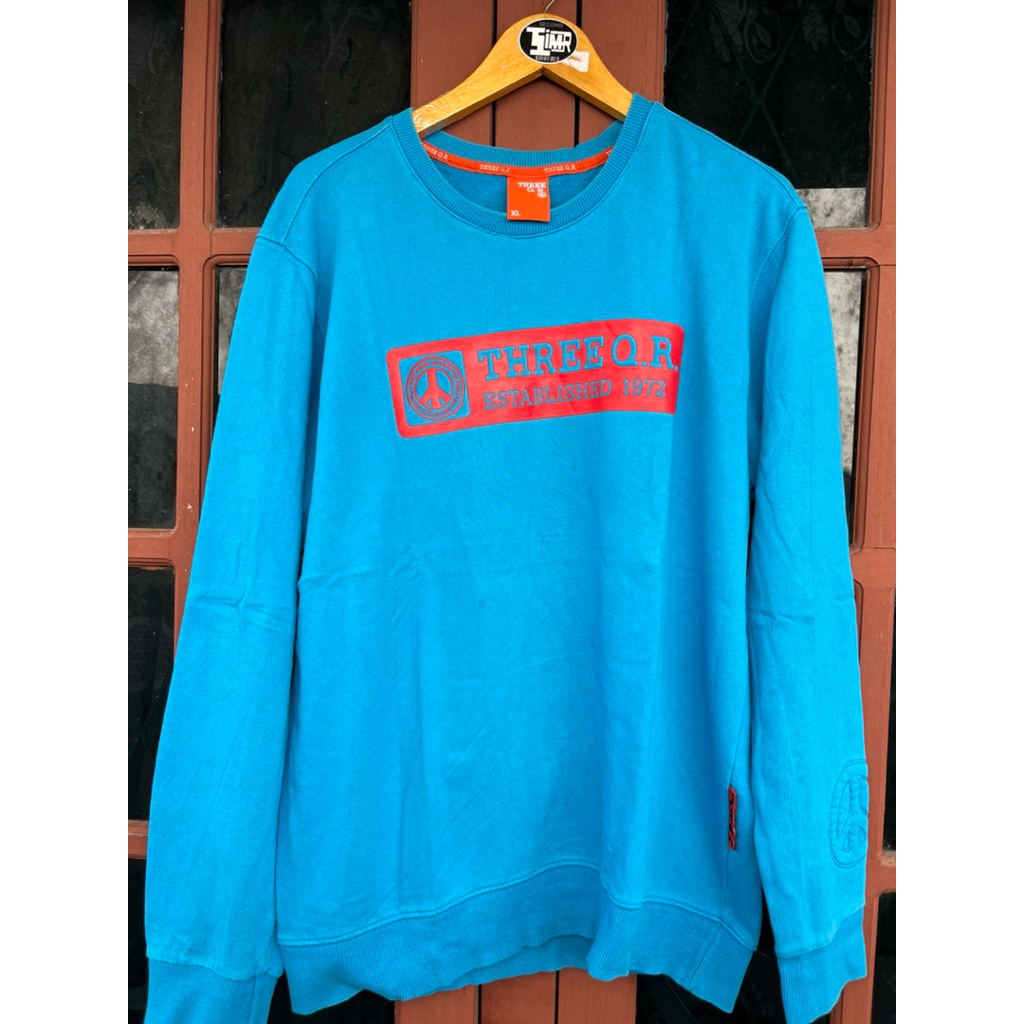 CREWNECK pria three Q r UK L