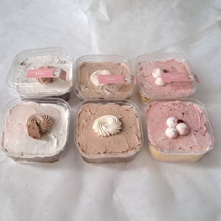 

dessert box korean bento cake lapis surabaya buttercream kue ultah ulang tahun wisuda anniversary souvenir gift kado pacar istri anak romantis enak