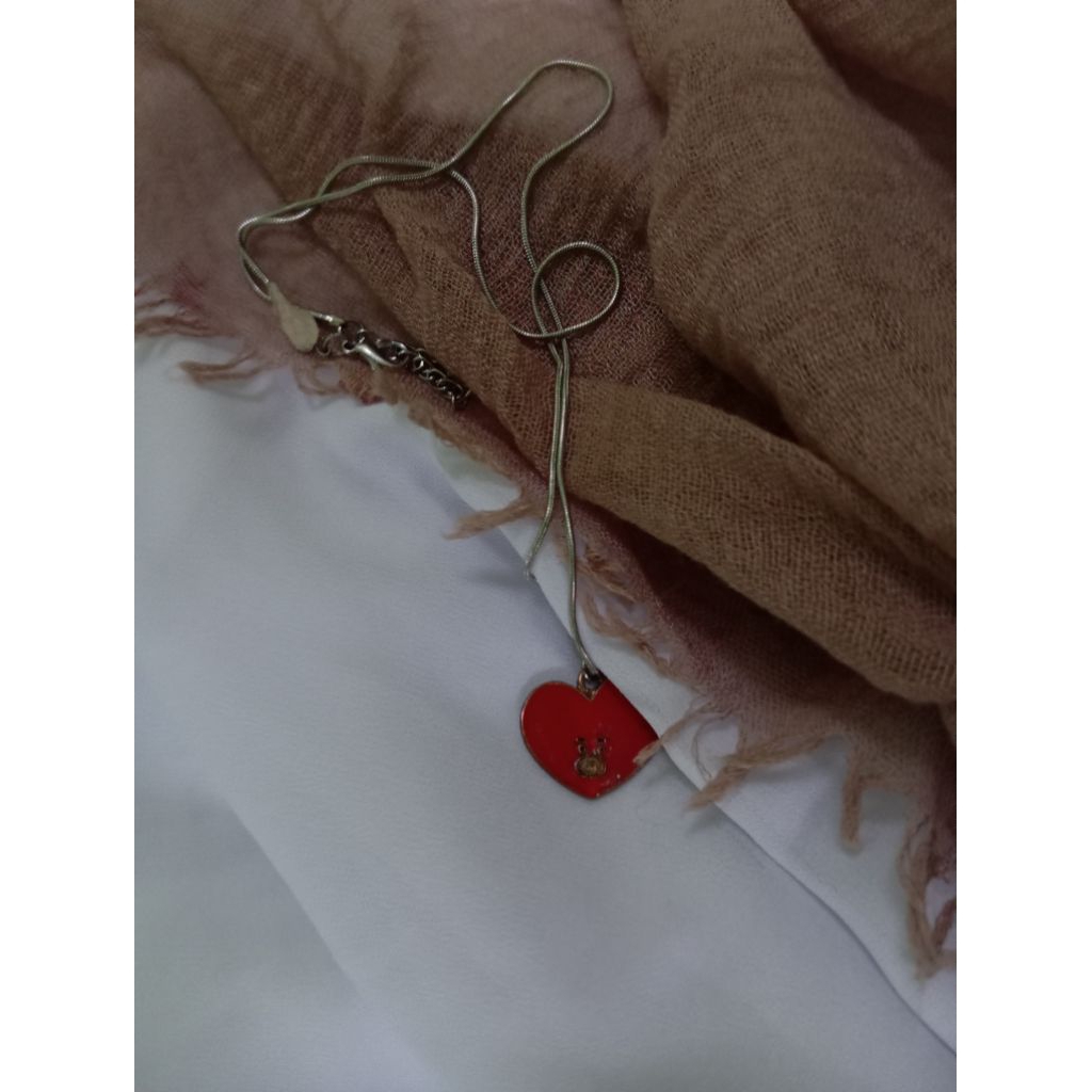 kalung BT21 TATA