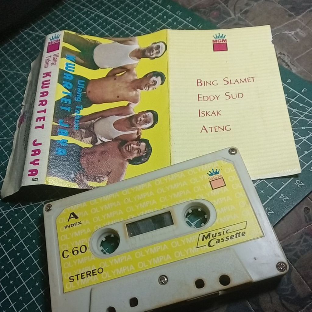 KASET PITA ULANG TAHUN KUARTET JAYA