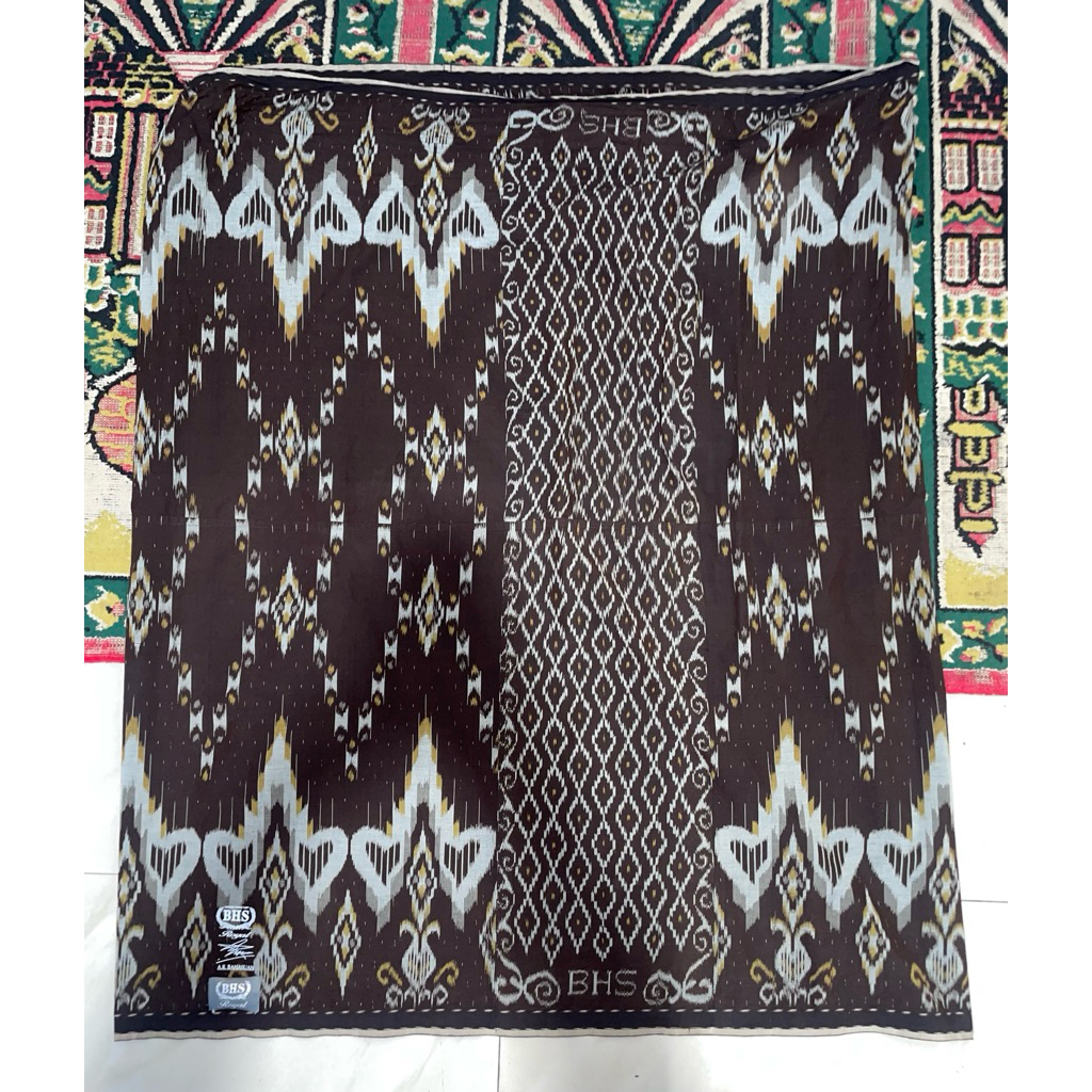 sarung BHS royal  second