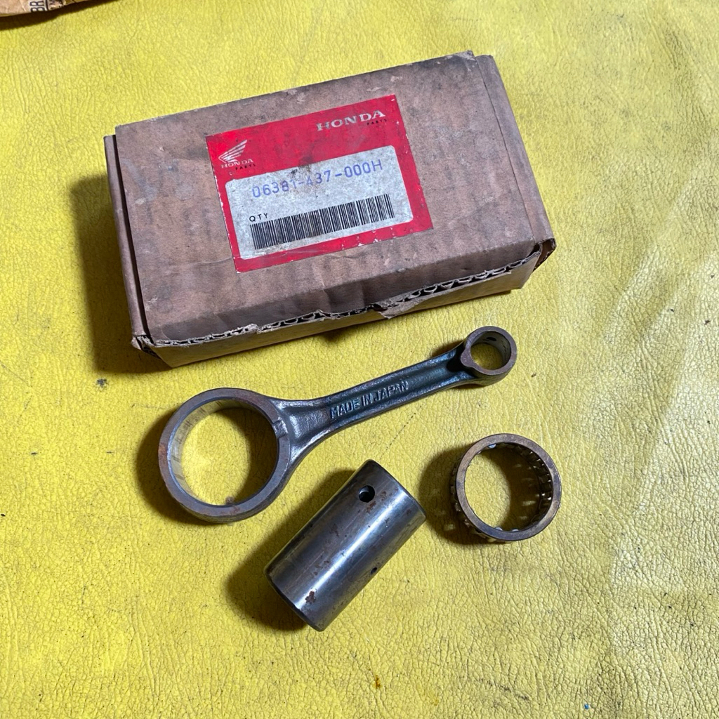 Stang seher conecting rod honda GL max gl125 cb125 original NOS JAPAN