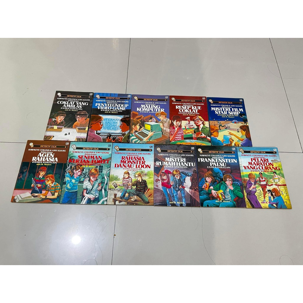 Paket 11 Buku Detektif Cilik Hawkeye Collins & Amy Adams