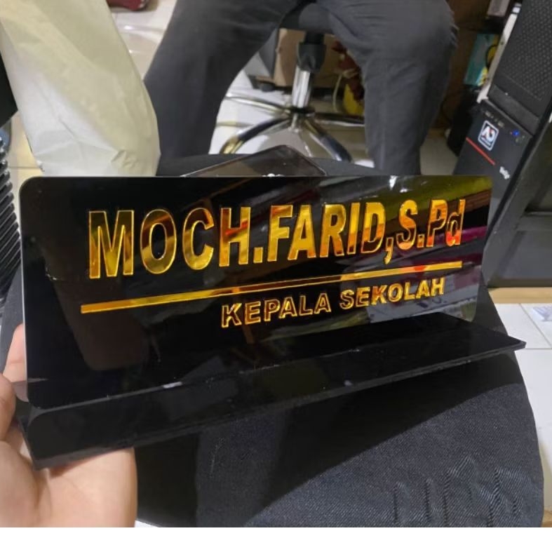 

papan meja timbul / papan meja akrilik
