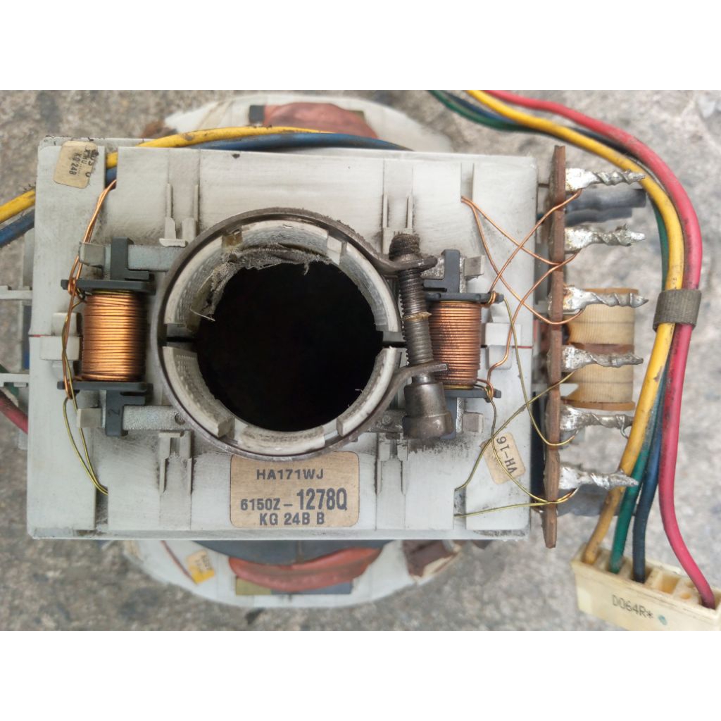 Yoke, konde TV tabung flat 29inc merk Sharp,