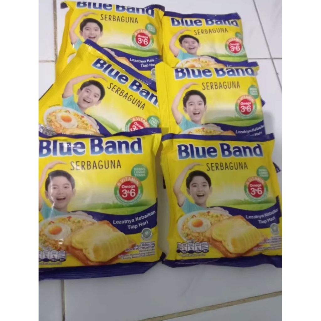 

BLUEBAND Margarine Serbaguna uk 200gr