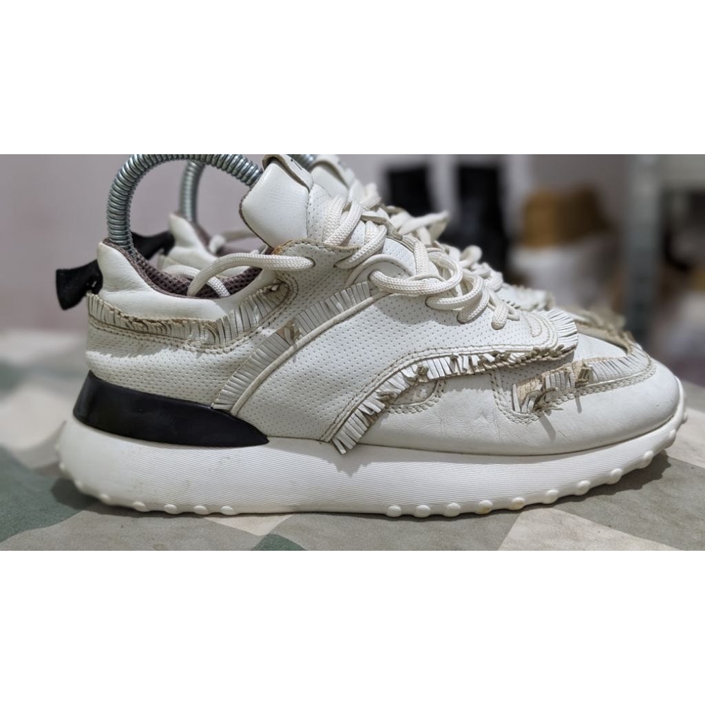 sepatu Tods size 36 insole 23cm (preloved)