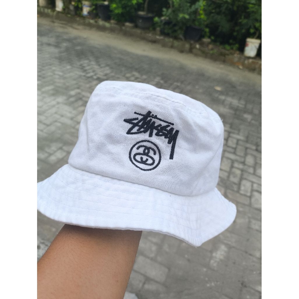 stussy bucket hat