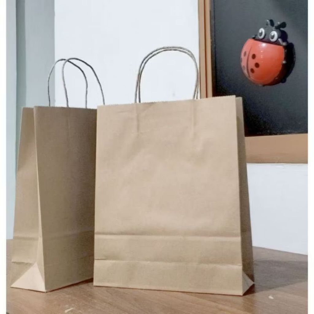 

Paper Bag 24x29x8cm Tas Souvenir Tas Hampers Tas