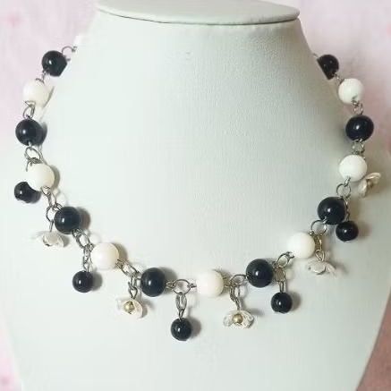 kalung elegan fashion choker pendek aksesoris wanita simple