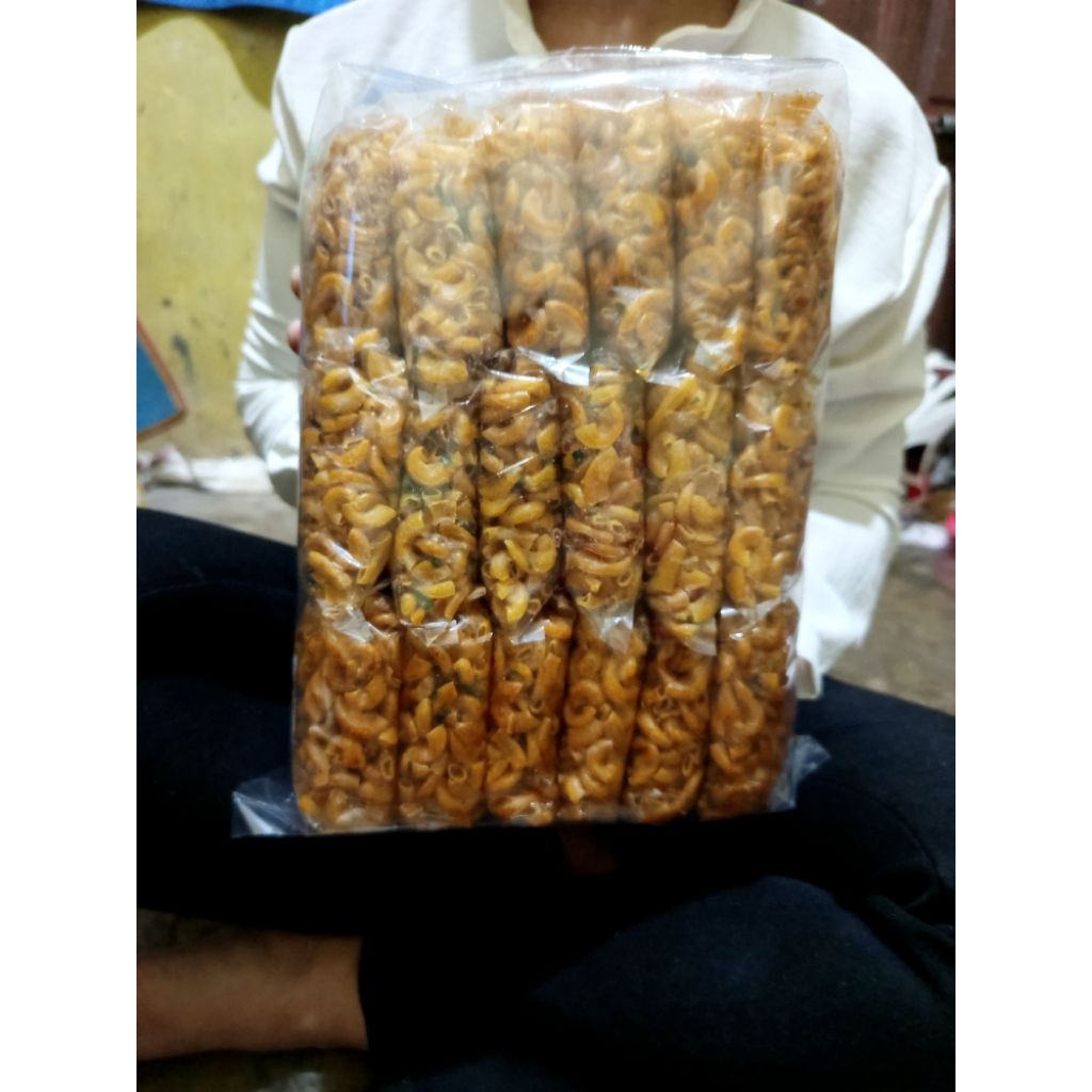 

makaroni cikruh kemasan bal. berat per bal 1,27kg