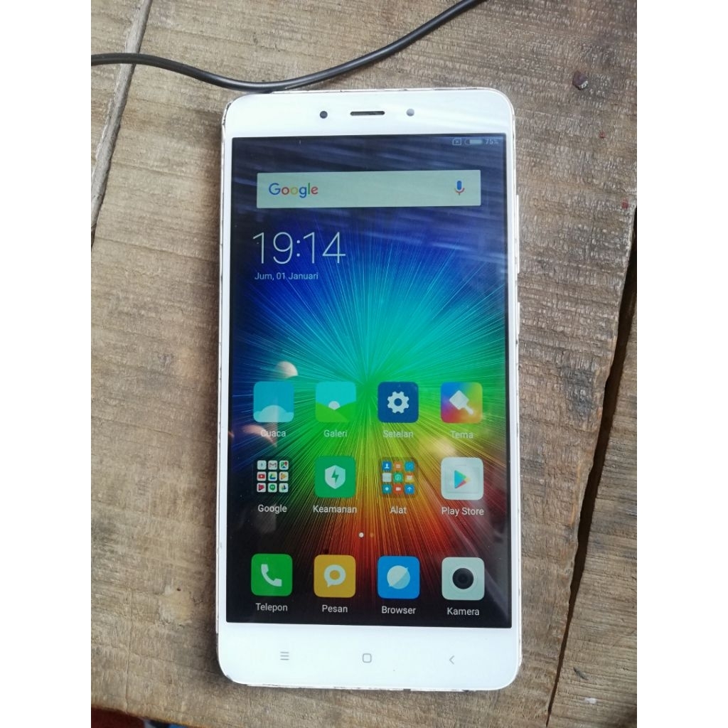 Hp murah 250 ribuan ram 3(Redmi note 4x mediatek Ram 3/64)