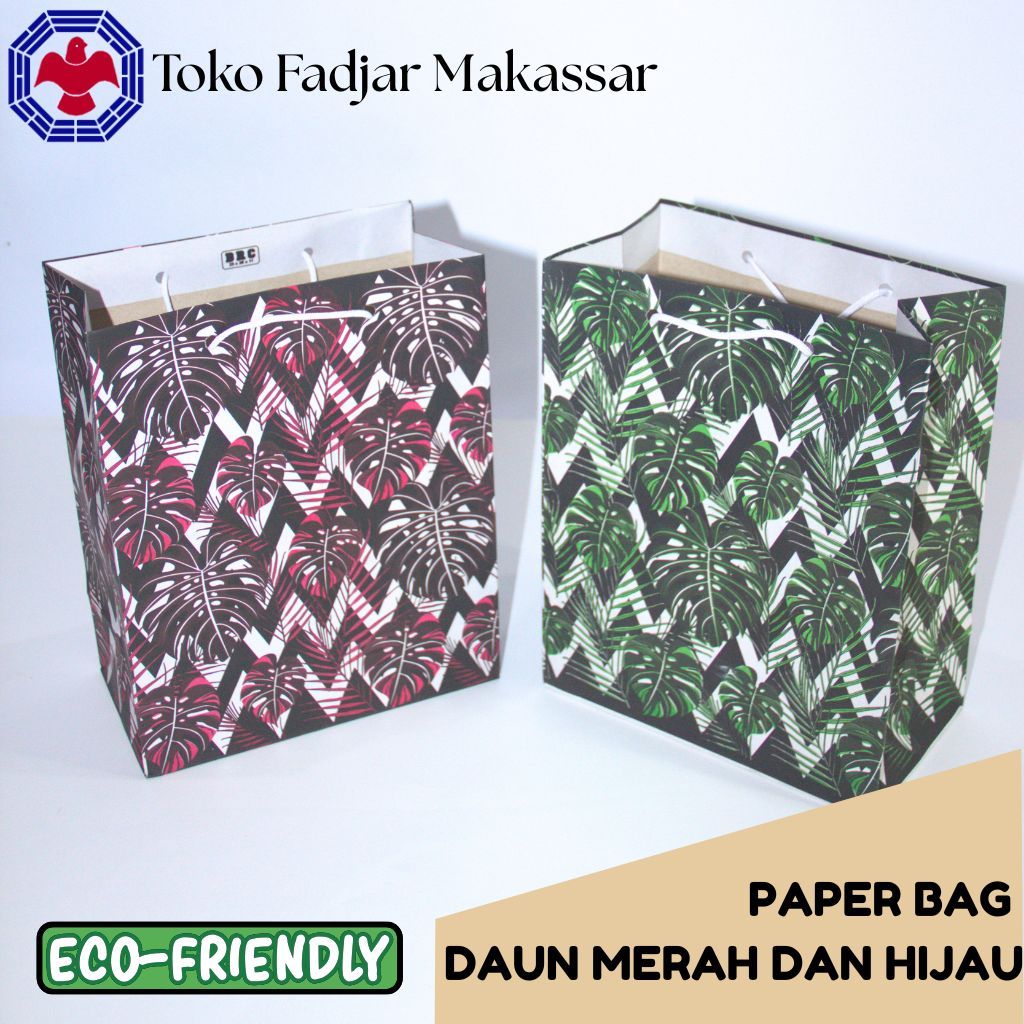 

Paper Bag/ Tas Kertas Daun Merah dan Hijau - Ukuran 25 X 20 x 11 cm - 1 Lusin (12pcs)