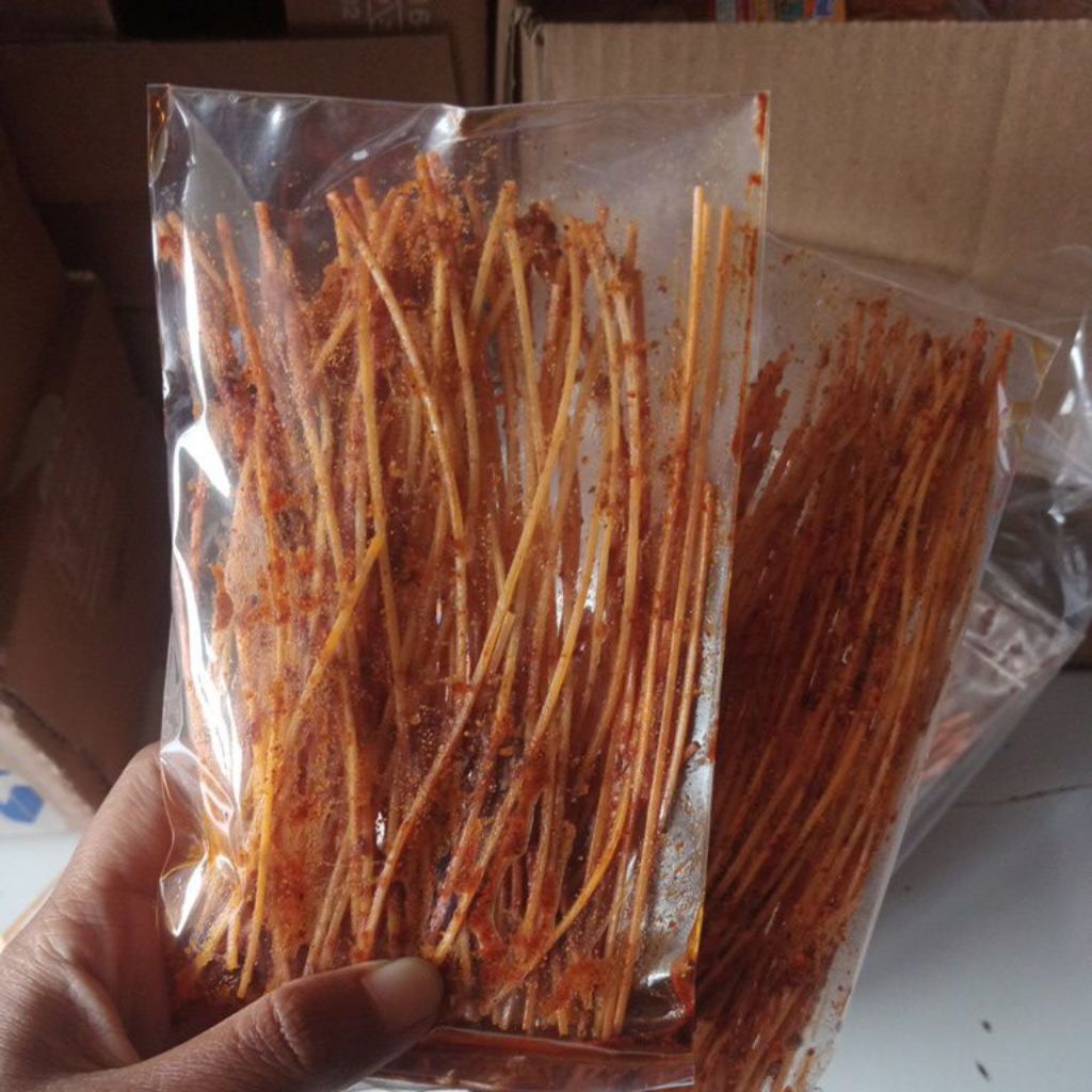 

mie biting mie lidi kemasan ekonomis isi 10