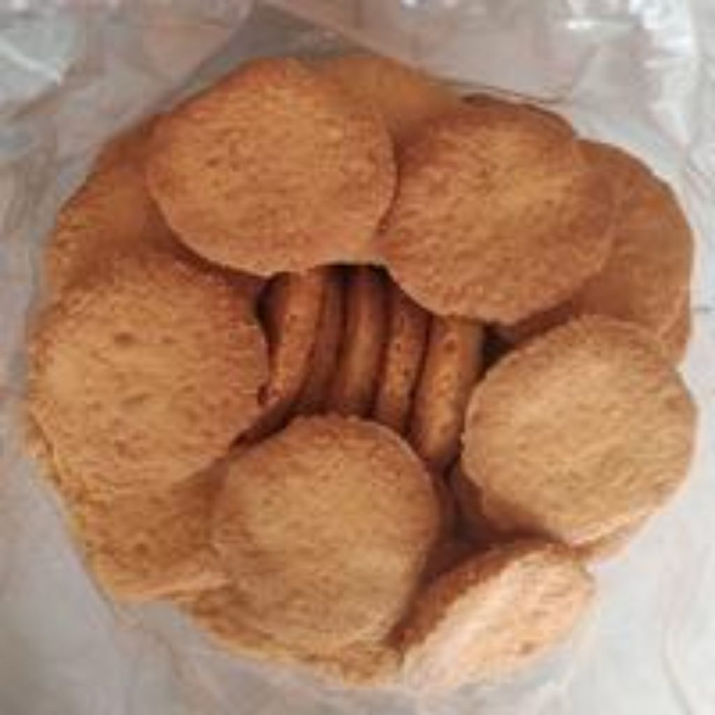 

pie susu / bolu kering 500gram