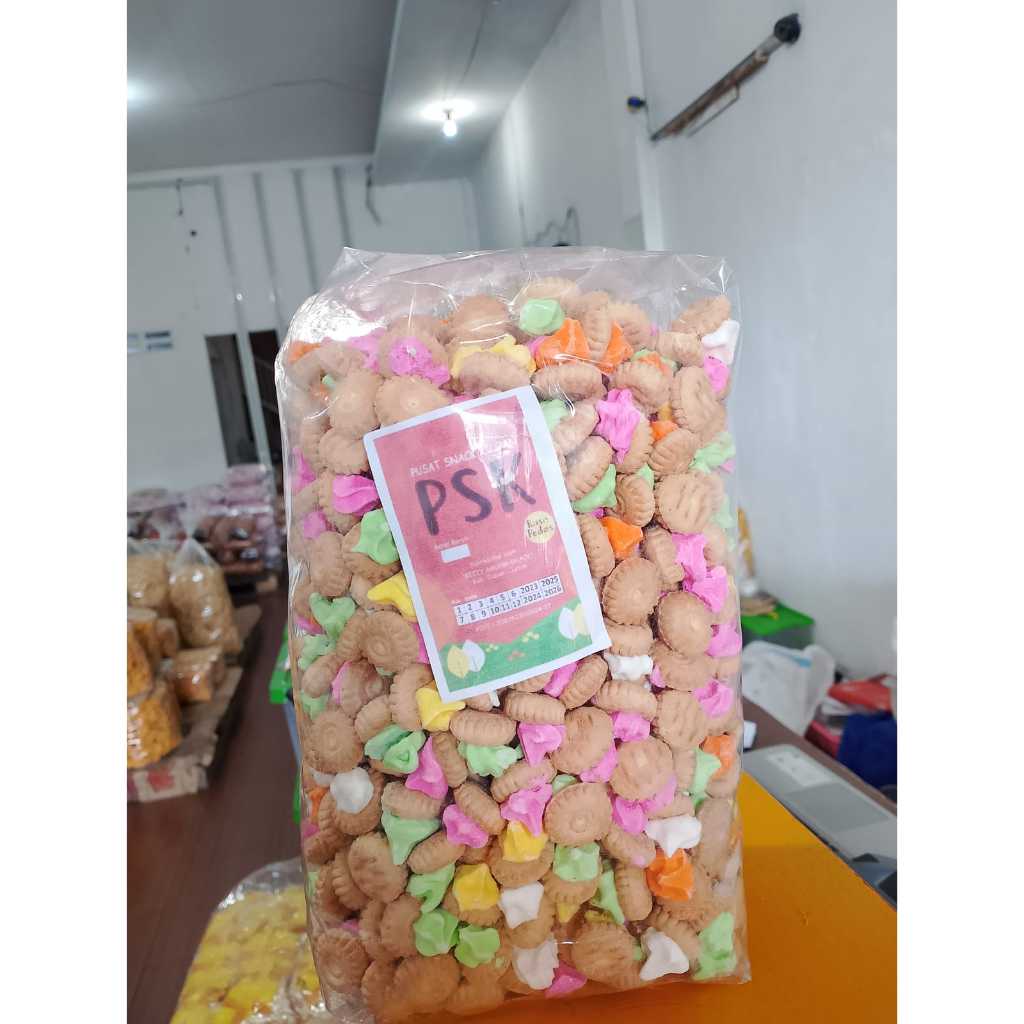 

Pusat Snack Kiloan - Gem Bunga Rose Biskuit Topping Gula