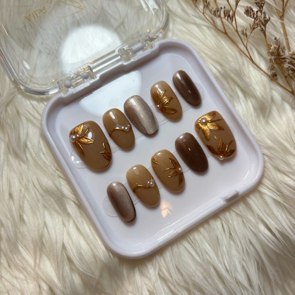 Chrome Gold Cat Eye - Oval M