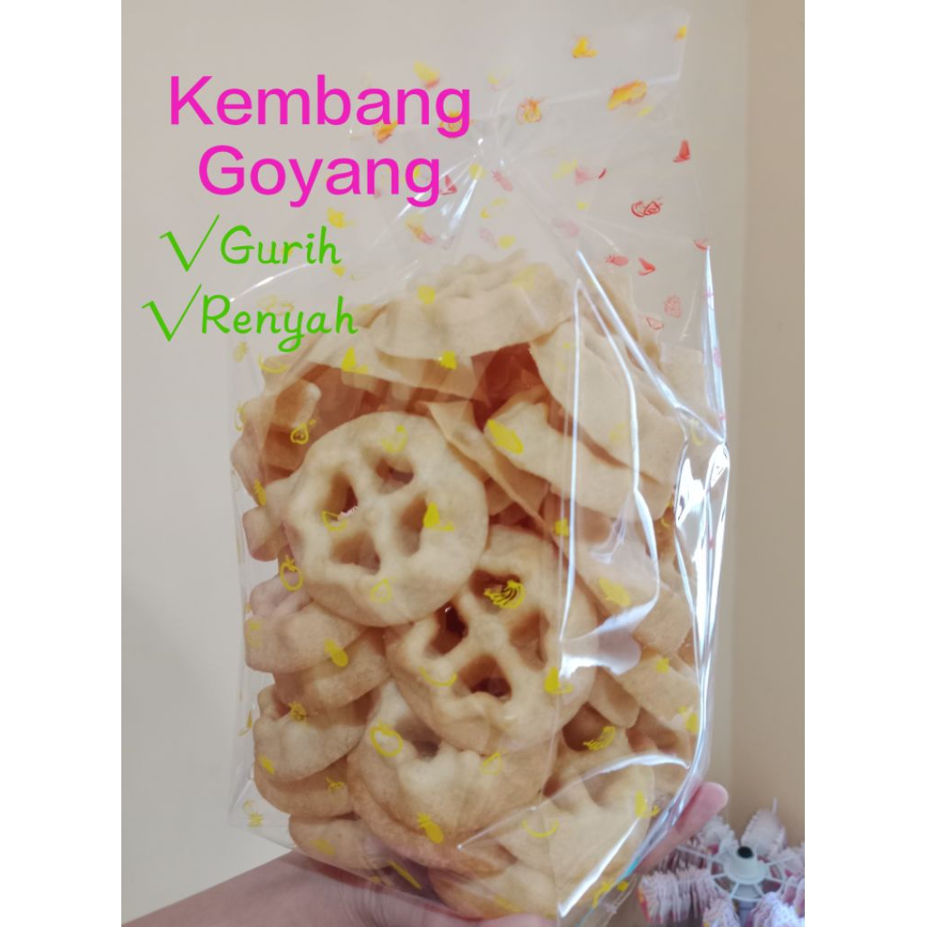 

Kembang Goyang Cemilan Gurih Renyah - 250g