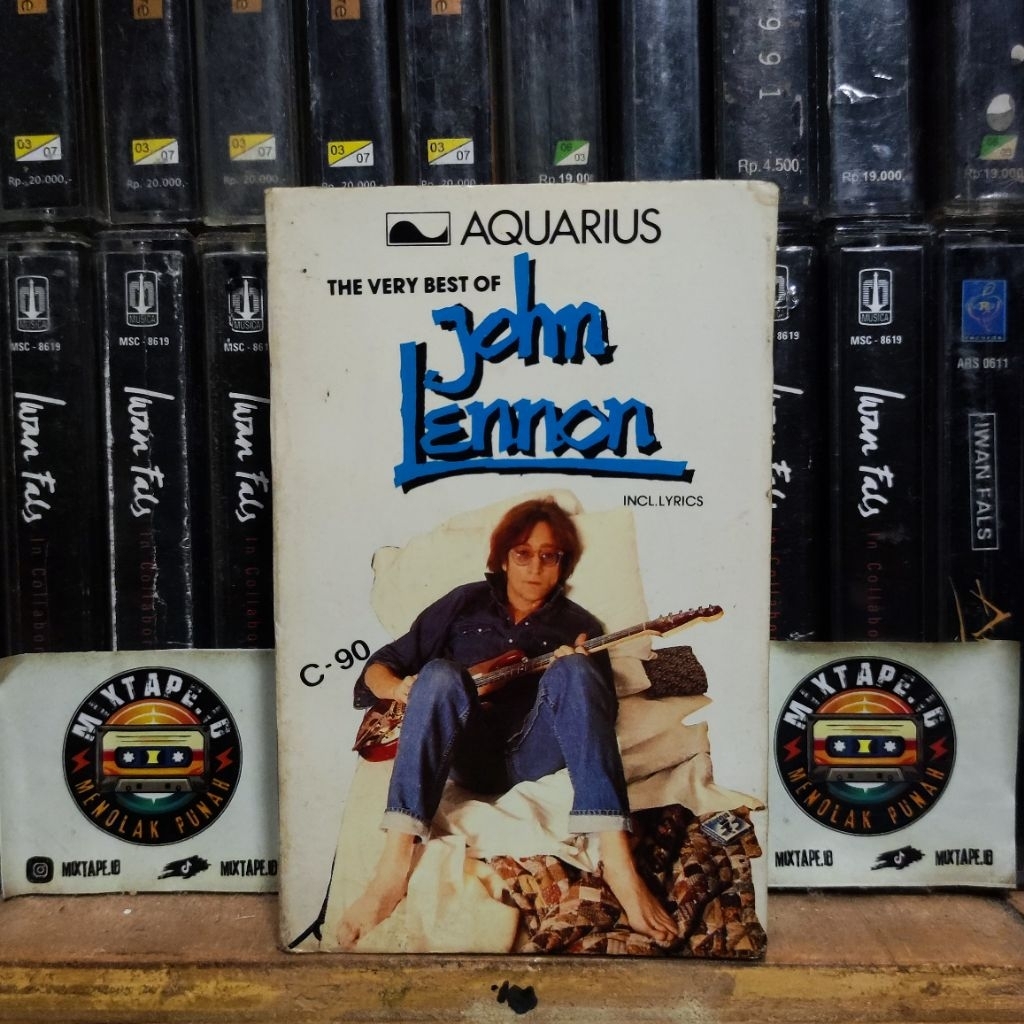 Kaset Pita - John Lennon - The Very Best Of - Radio Tape - Kaset - Radio - Pemutar Kaset - Retro - C
