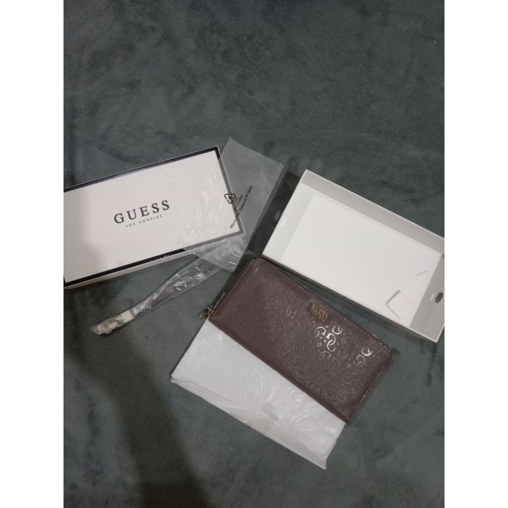 dompet guess panjang