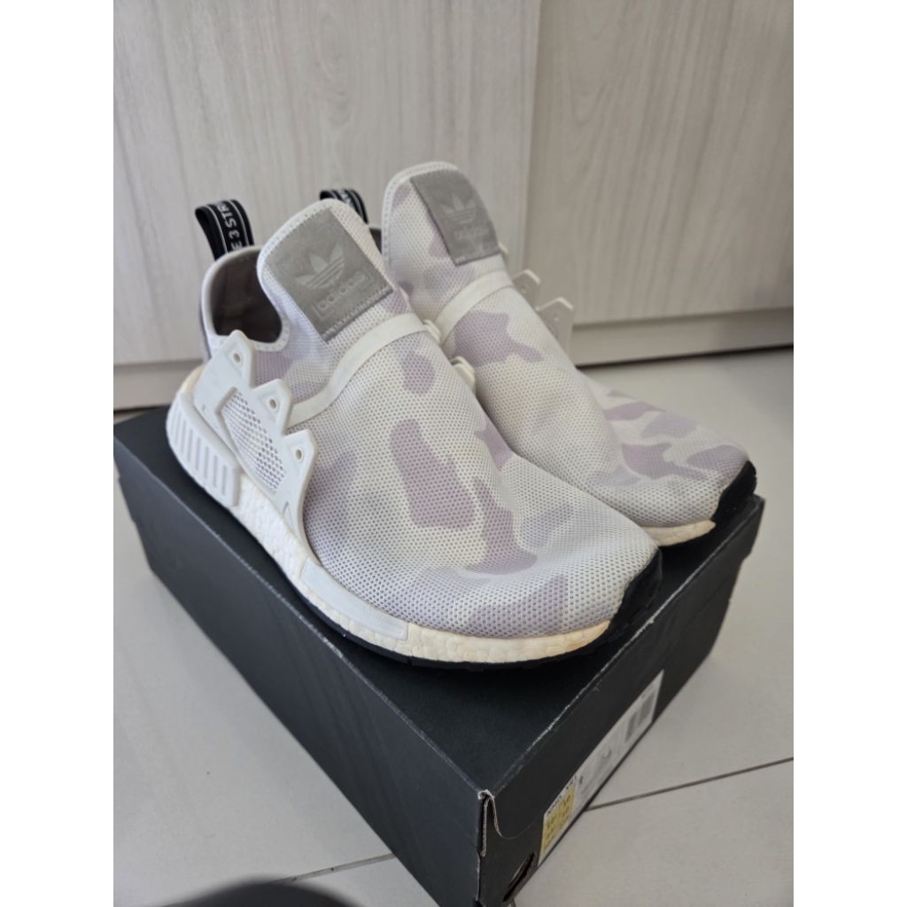 Sneakers Pria Adidas Originals NMD XR1 White Duck Camo ukuran 44.5