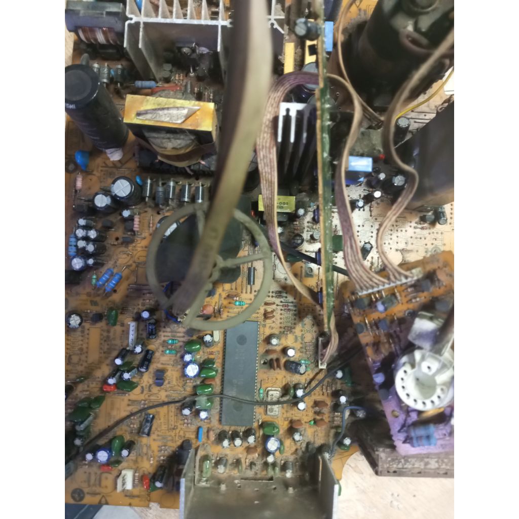 Mesin TV Polytron XBR Normal