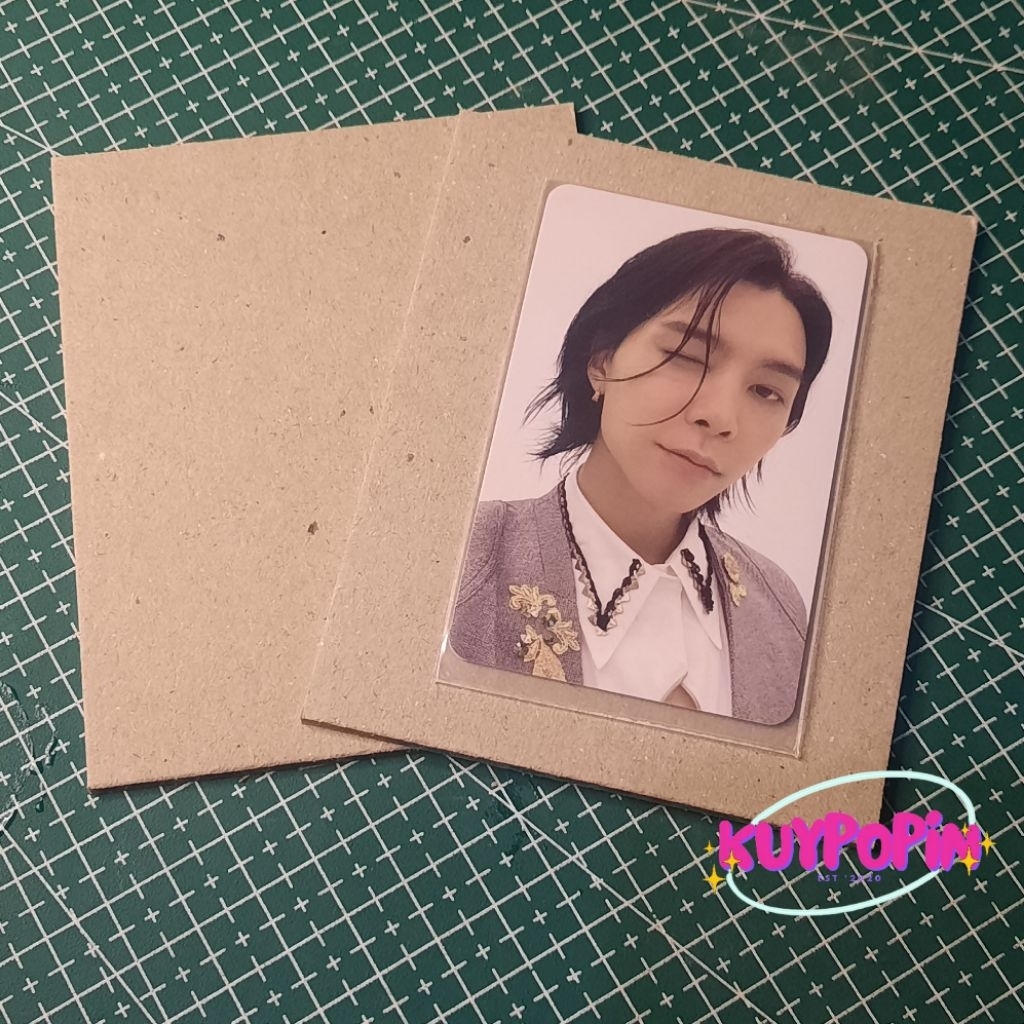 

ISI 30 PCS NO. 30 UKURAN 9 X 11 CM (A2) YELLOW BOARD / GREY BOARD / KARTON BOARD PACKING PHOTOCARD KPOP