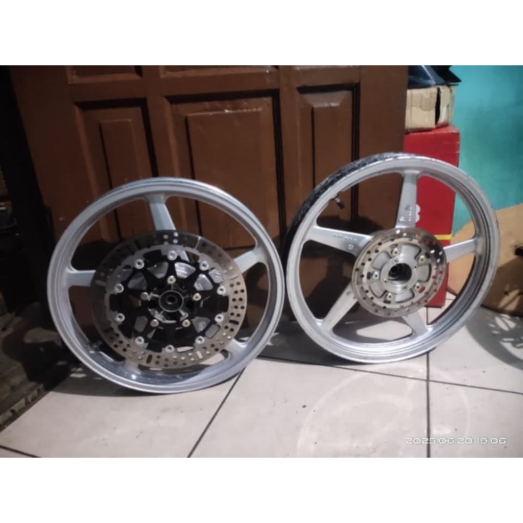 Velg Vixion Old PNP New