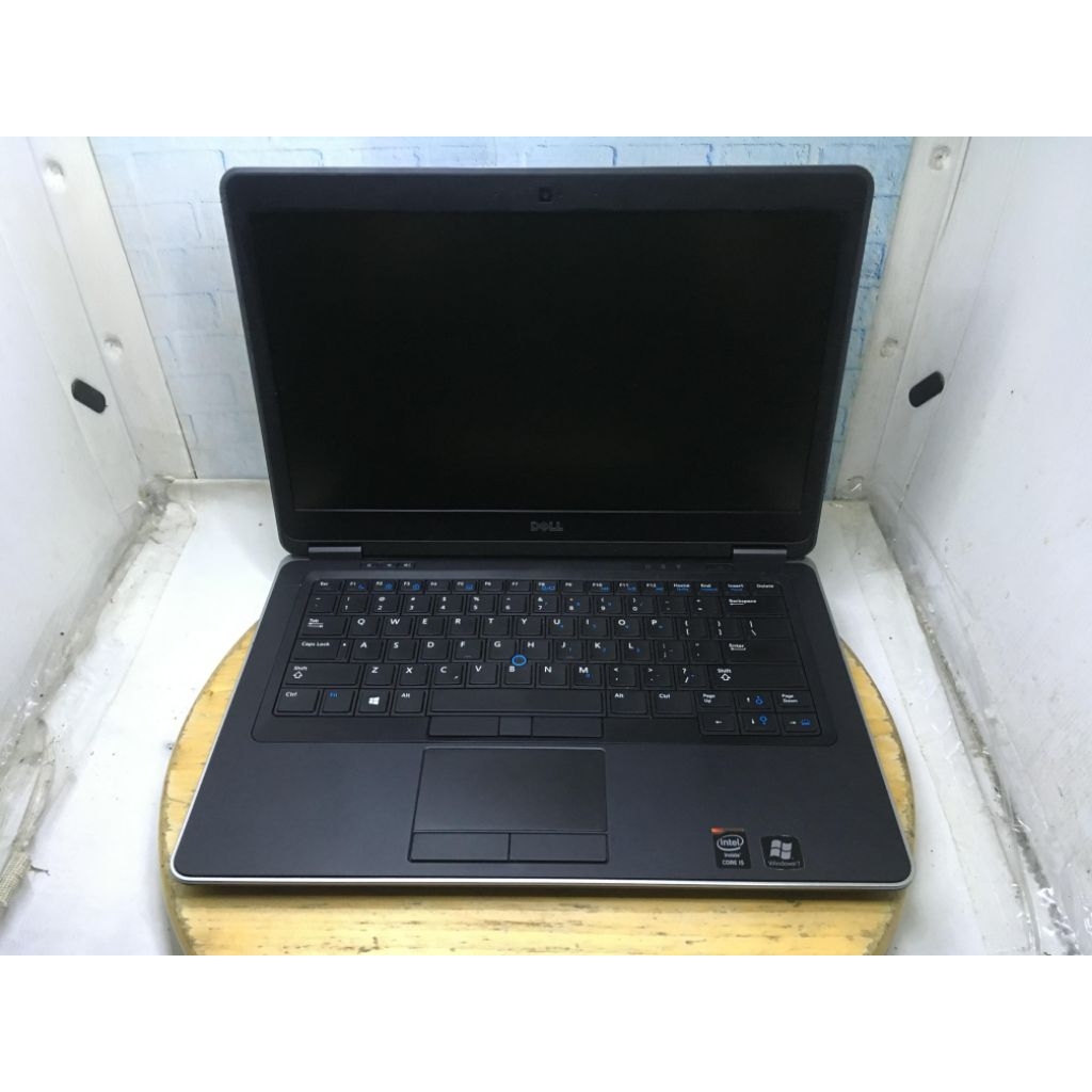 DELL LATITUDE E7440 INTEL CORE I5 4310U RAM 8GB SSD 256GB