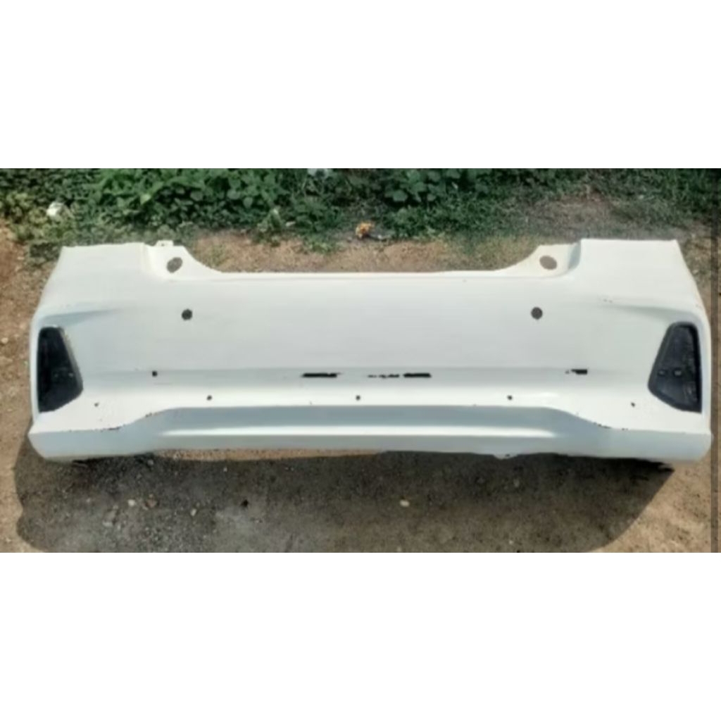 bemper belakang datsun go 2019