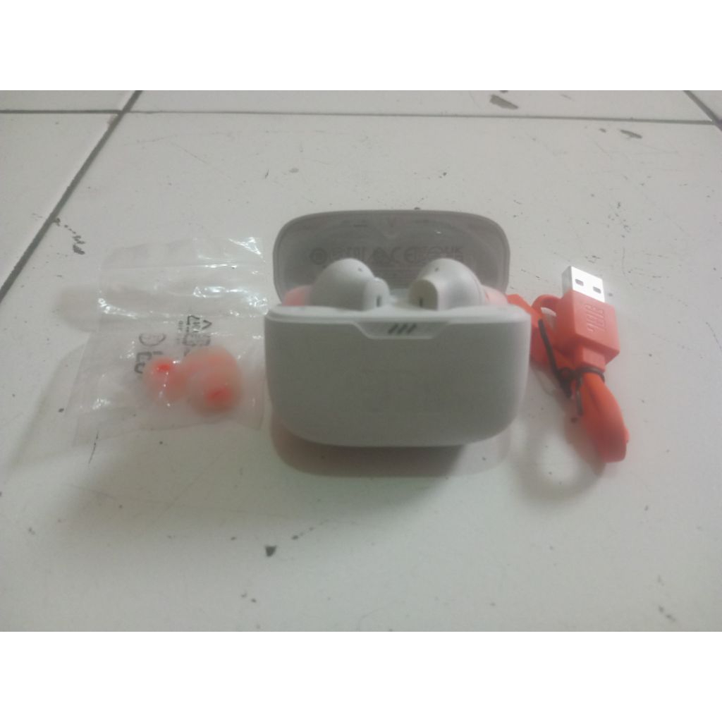 JBL Tune 230 NC original