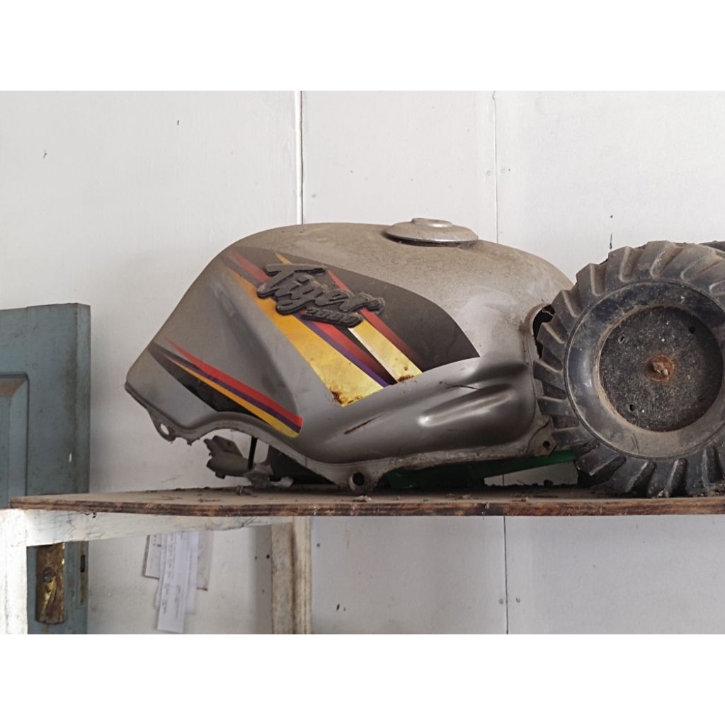 tangki tiger 2000 tidak penyok tidak keropos sangat aman