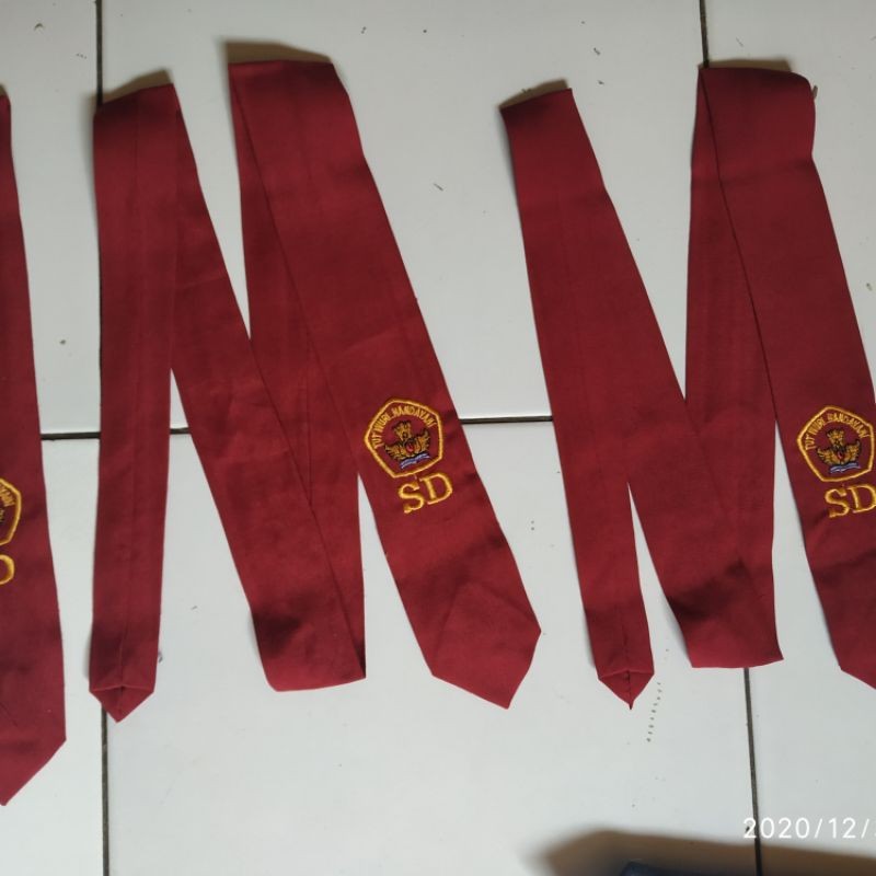 Dasi Sekolah | SD | SMP | SMA | Dasi Pramuka Coklat |