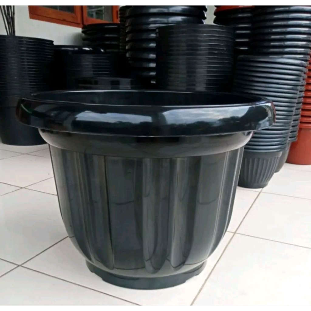 POT PLASTIK UKURAN BESAR GLORIA 50 CM