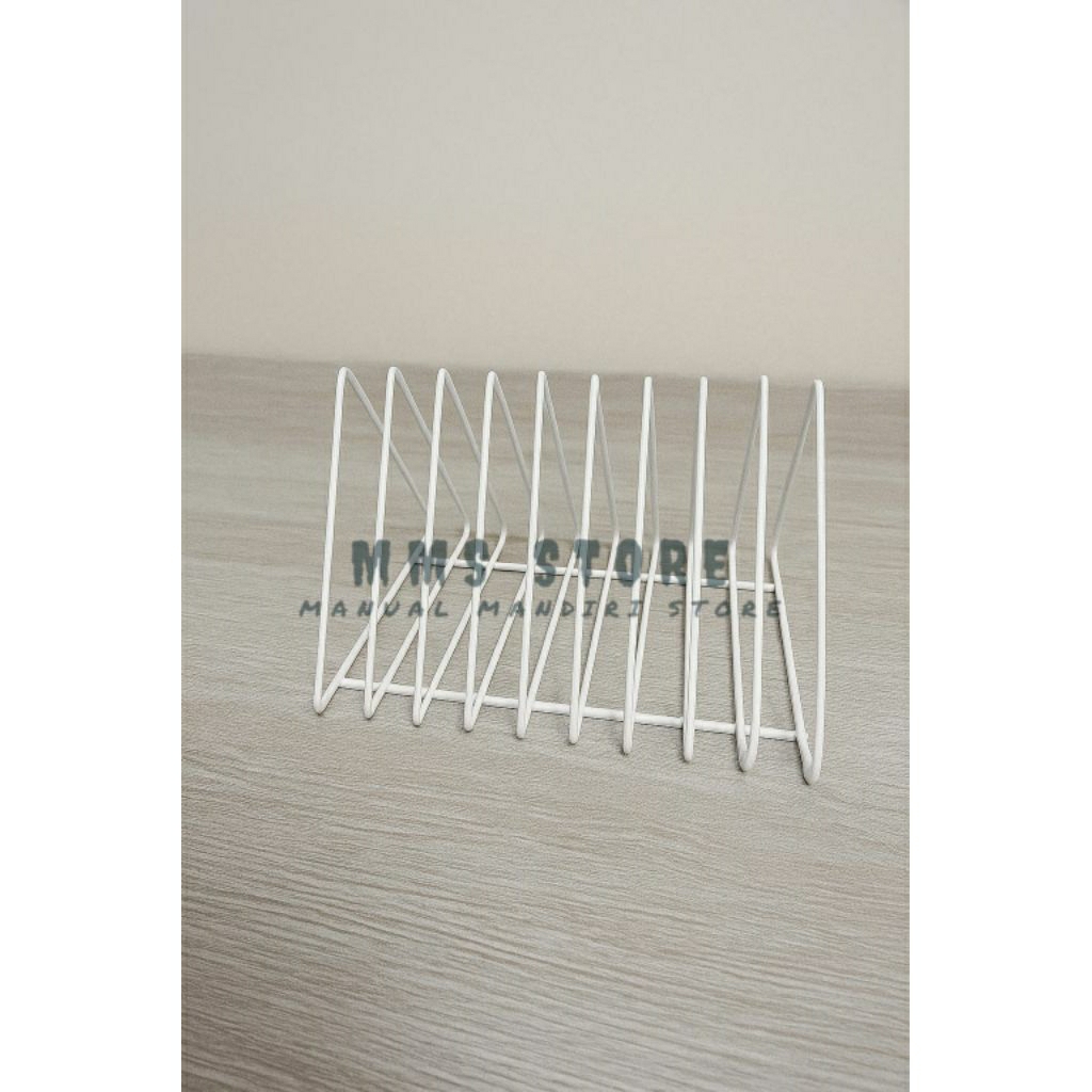 

PEMBATAS BUKU MINIMALIS/TRIANGLE BOOKSHELF