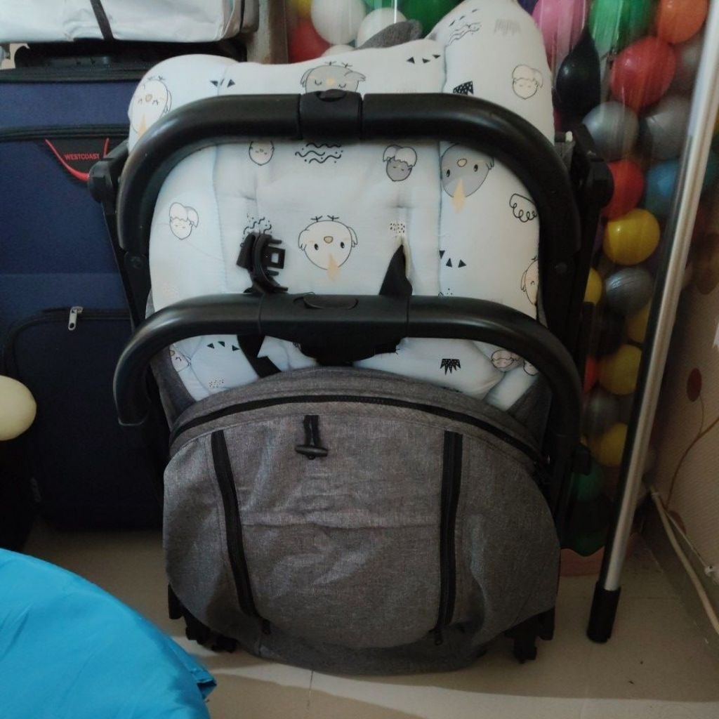 Preloved stroller babydoes pronto+