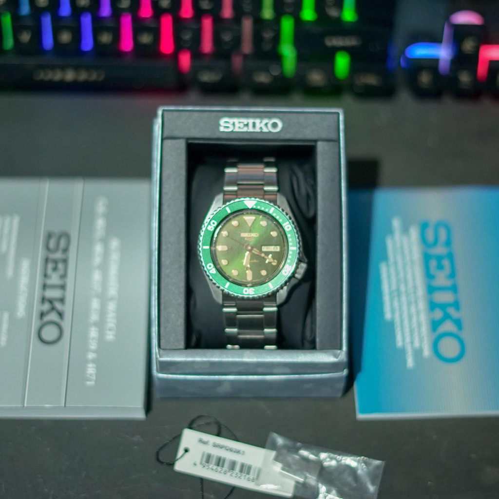 SEIKO 5 SRPD63K1 Hulk Seiko Hulk (SOLD)