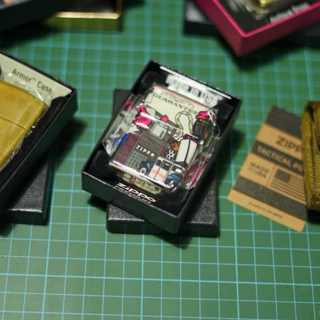 Zippo I Spy 49352 Original (NEW)