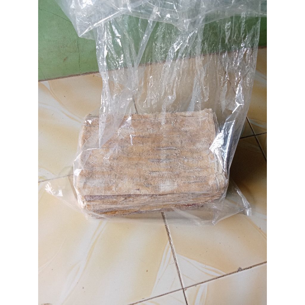 

sale pisang mentah/ belum di goreng murah