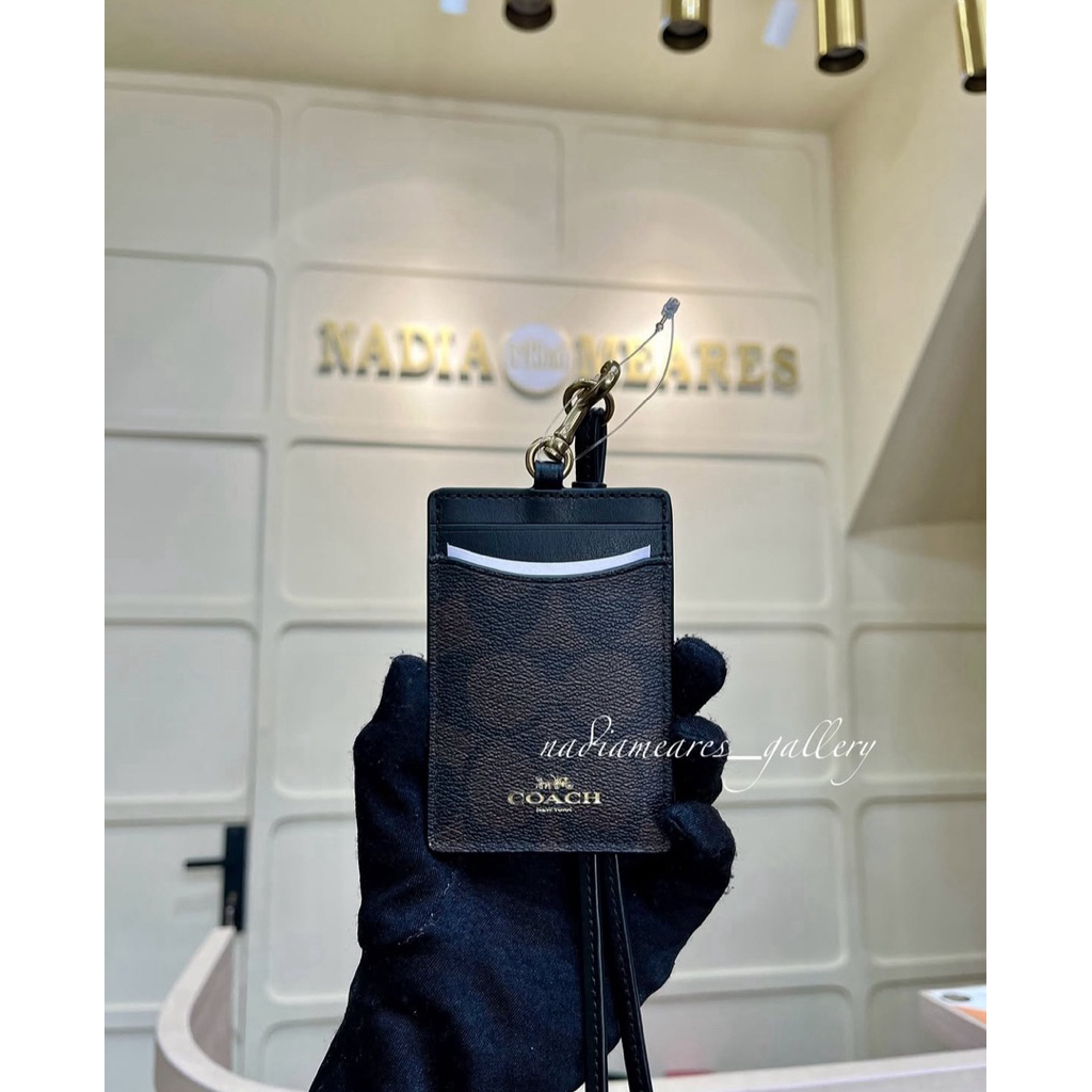 

(Nadia Meares Gallery) Lanyard Id