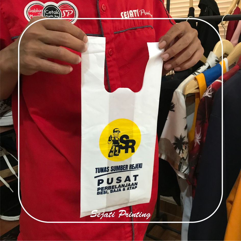 

(Isi 100 pcs) Sablon Plastik Murah HD Kresek 15, 20 , FREE DESAIN - SEJATIPRINTING