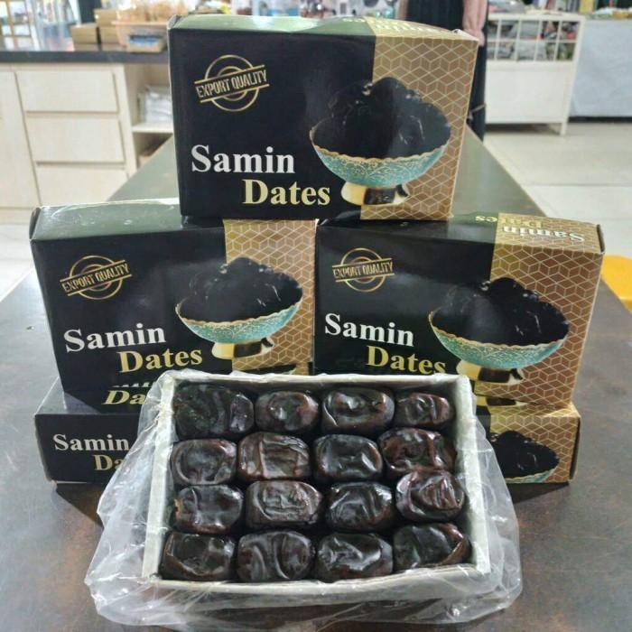 

Kurma Bam Kurma Anggur / Korma Bam / Kurma Anggur Mazafati 1dus isi 12