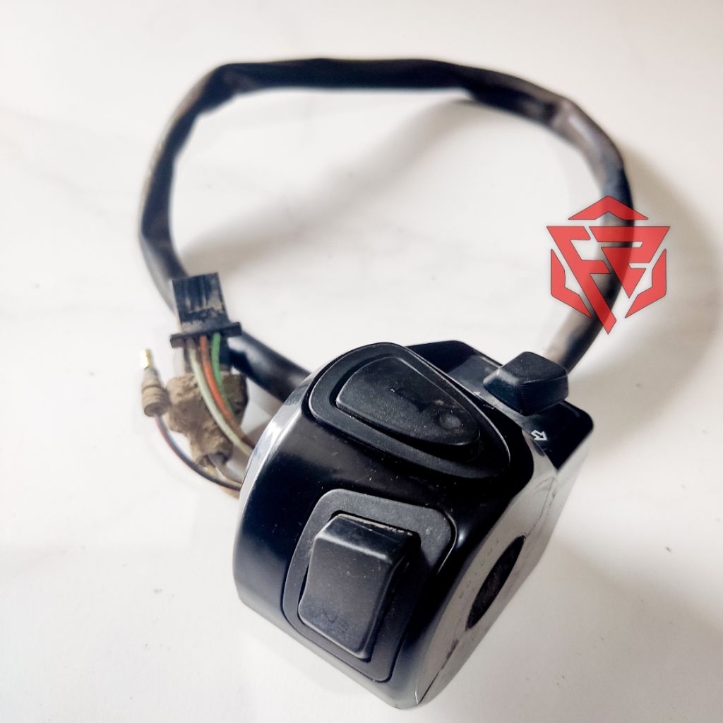 Holder Saklar Tombol Starter/Stater & Idling Kiri Scoopy FI ESP Scoopy Donat K93 Set Original Copota