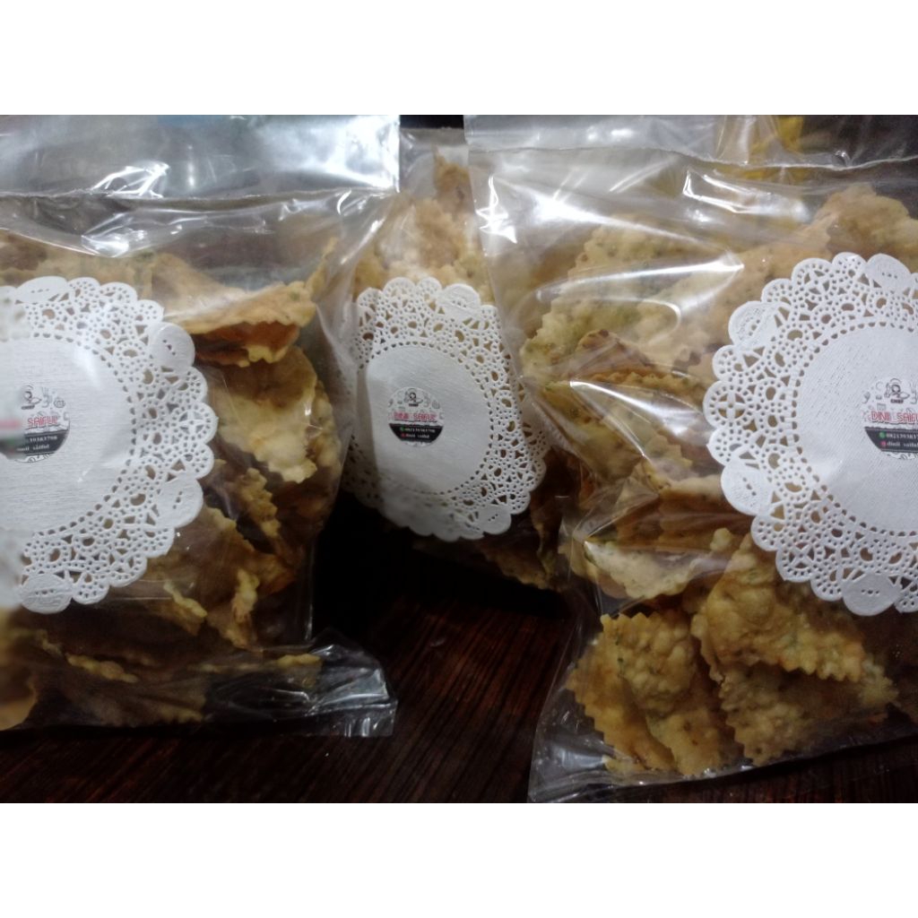 

keripik bawang / ladrang enak gurih sedap kemasan kiloan...
