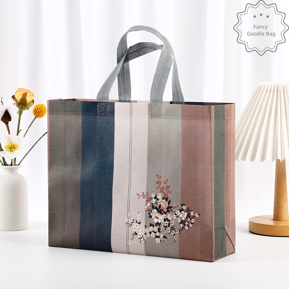 

Tas Belanja - Tas Spunbond - Tas Jinjing - Tas Souvenir - Tas Jinjing Wanita - Tas Lipat - Tas Kado - Kantong Belanja - Souvenir - Kantong - Shopping bag - Spoundbond - Tote Bag - Tas Wanita - Tas Murah - Tas Belanja Murah - Tebal dan Kuat - Tas Wanita-67