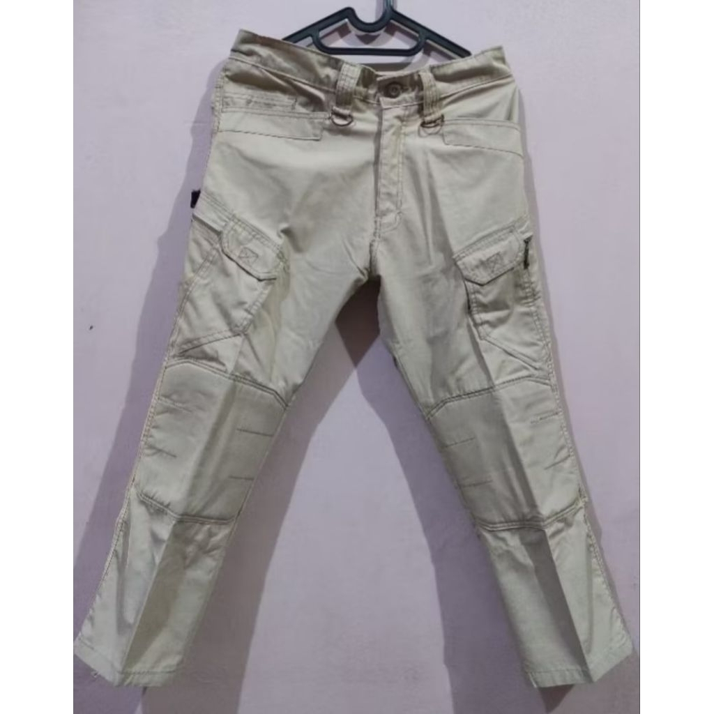 Celana panjang, senam, legging bekas, second, preloved