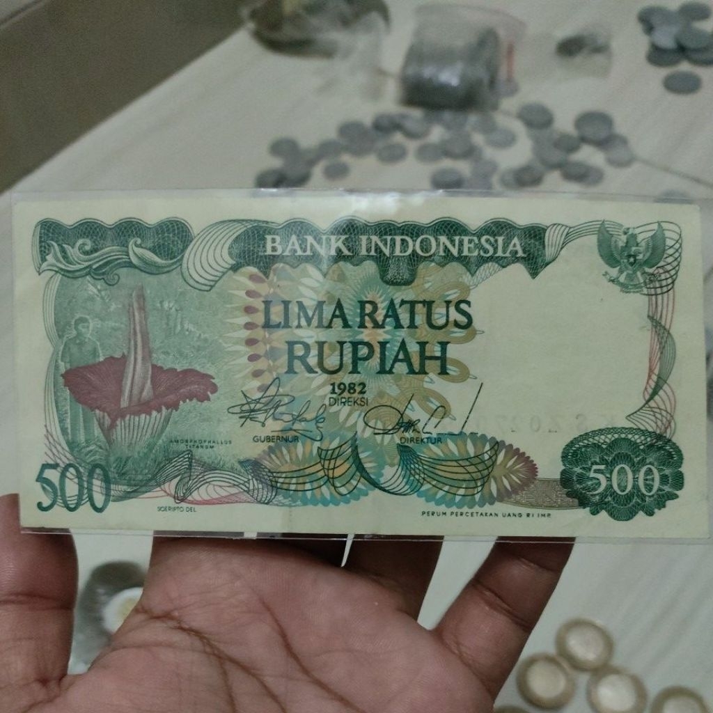 Uang Kertas 500 Rupiah Tahun 1982