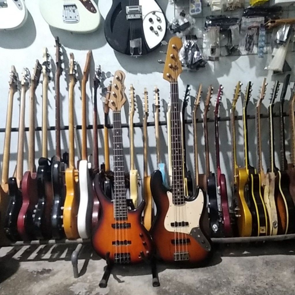 bass short scale dean