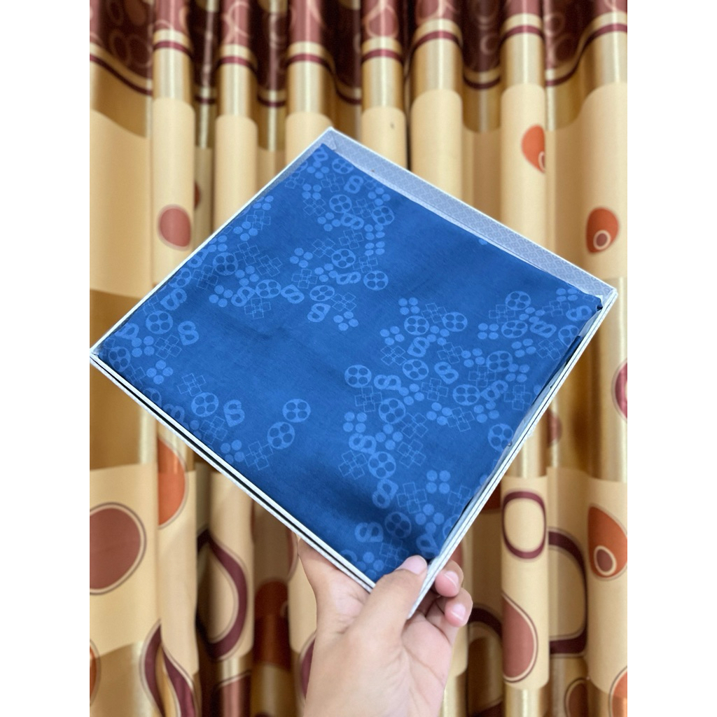 buttonscraves monogram scramble preloved