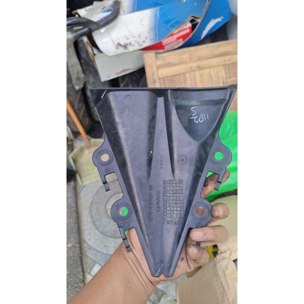 cover dalam visor R15 v2 original